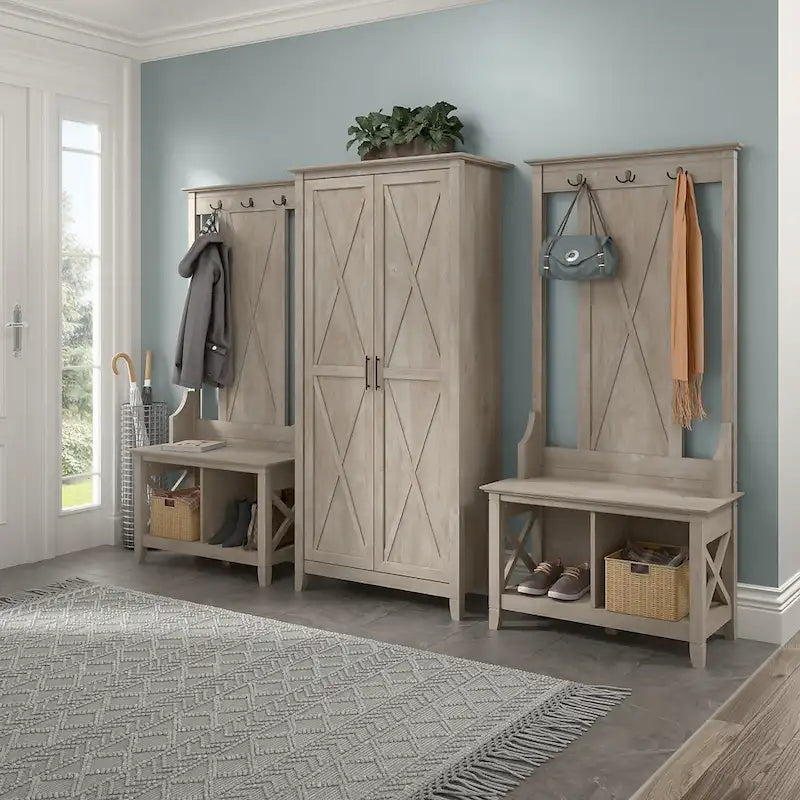 Porte-manteau d'entrée, banc avec meuble à chaussures