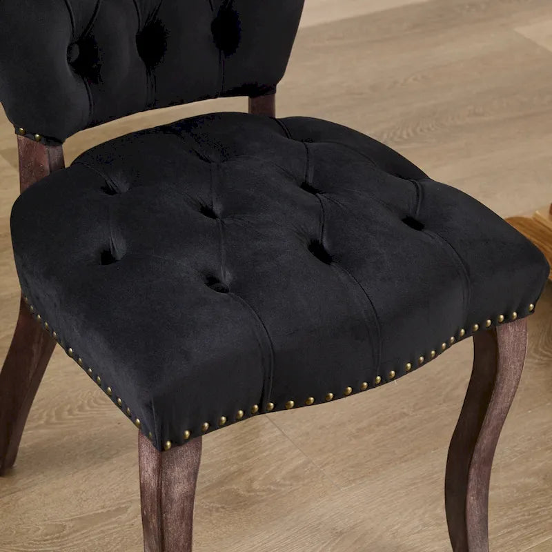 Chaise de salle à manger tapissée de velours