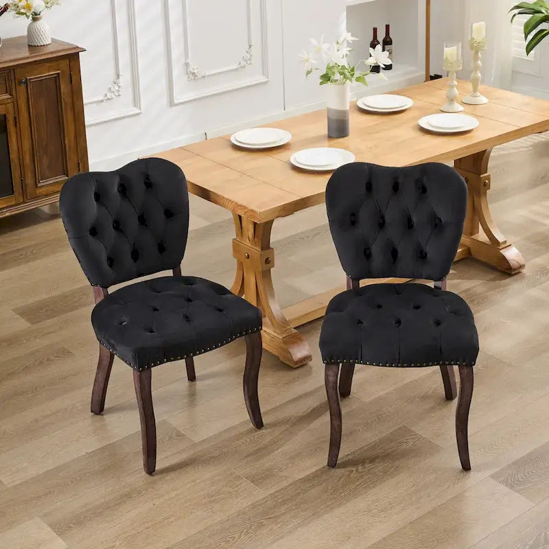 Chaise de salle à manger tapissée de velours