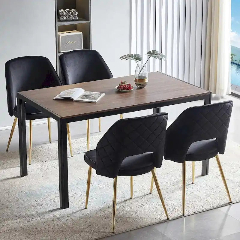 Chaise de maison rembourrée à dossier ajouré