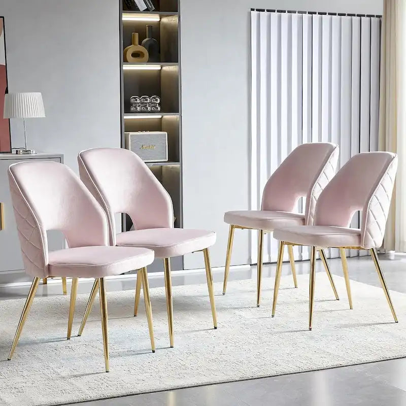 Chaise de maison rembourrée à dossier ajouré